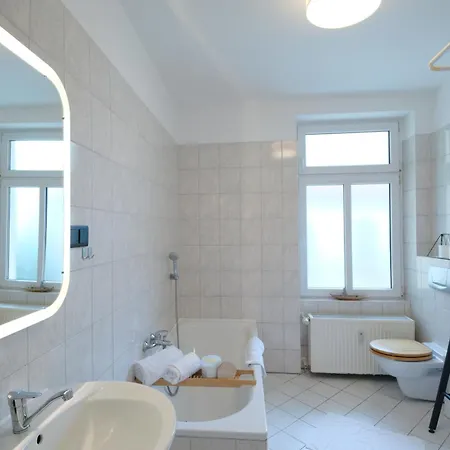Levax Living - Erste Etage - Cozy - Close To Apartment